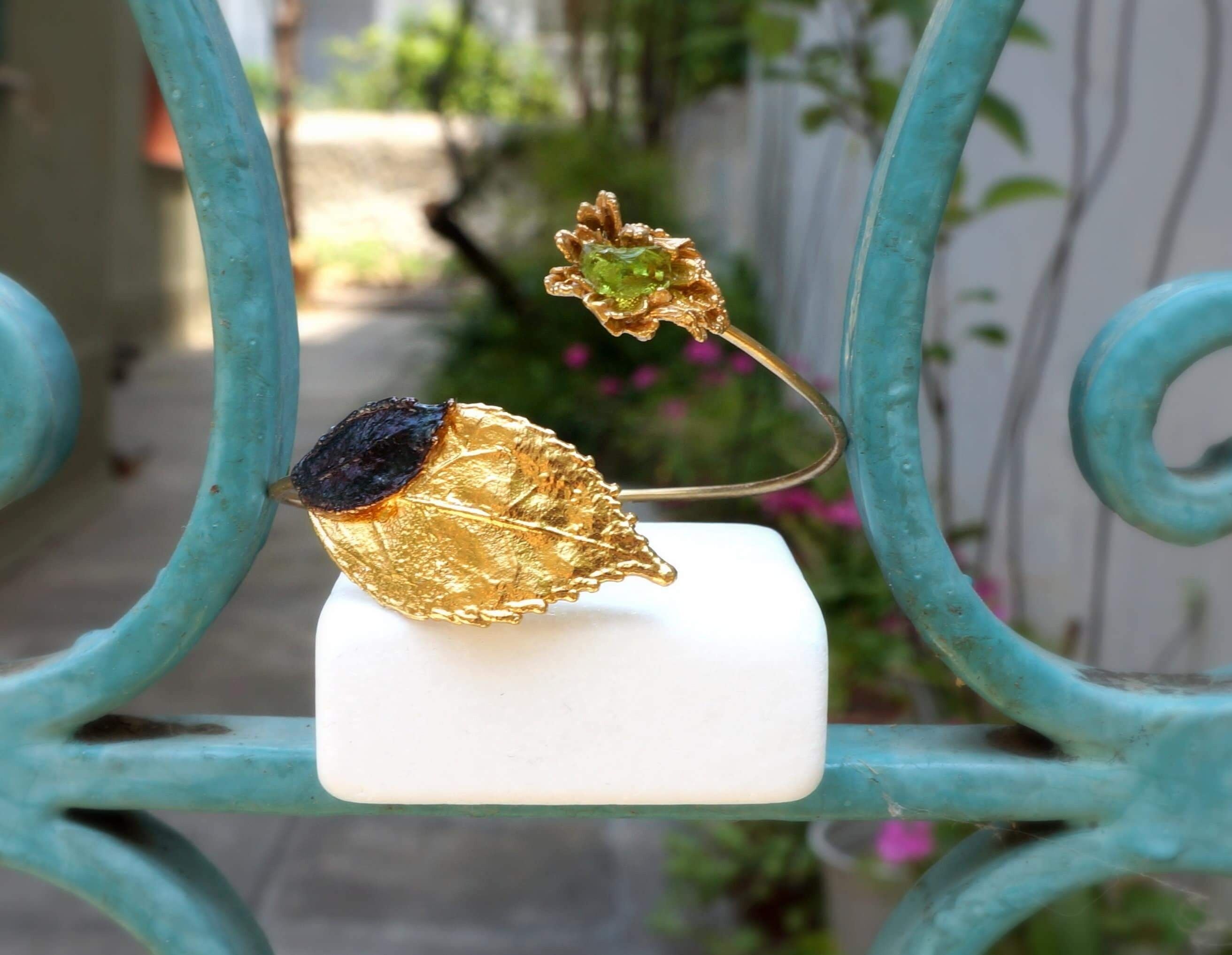Aylas Chalcedony leaf cuff/ bracelet - Gold plated semiprecious gemstone -  Handmade in Ottoman Style | Ayla's Gems